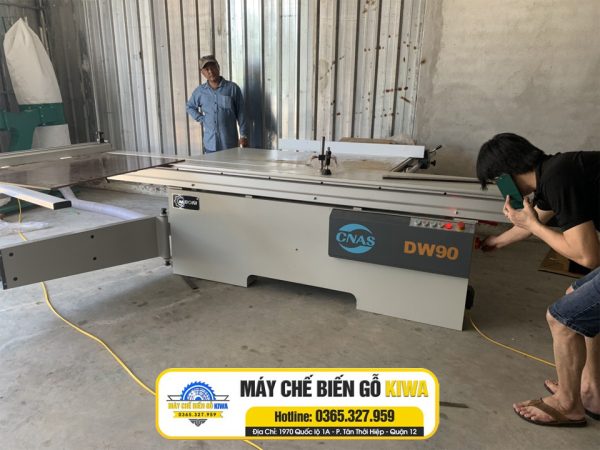 Máy Cưa Bàn Trượt DW90