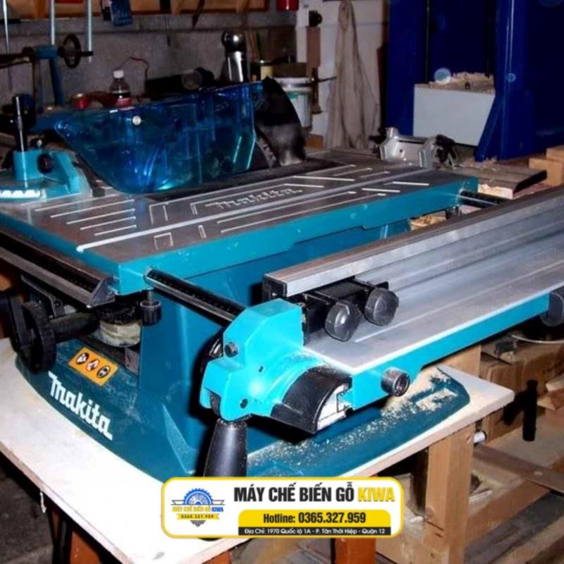 máy cưa bàn makita mlt100 1500w