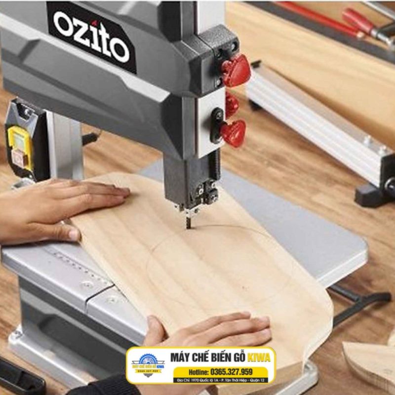 máy cưa lọng bàn ozito